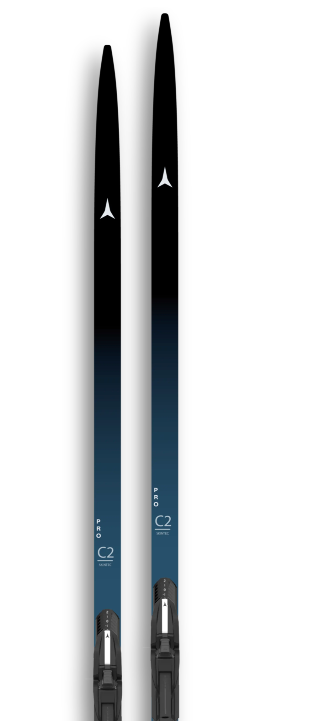 Atomic C2 Skin längdpaket med Bindning featuring skis and bindings on a snowy background.